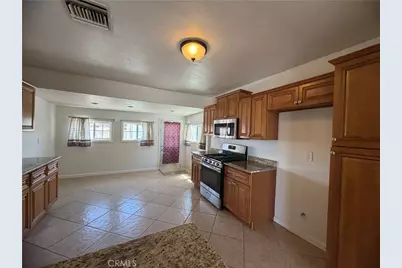 513 Mount Vernon Avenue, Barstow, CA 92311 - Photo 7