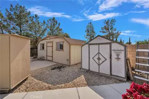 16412 Pauhaska, Apple Valley, CA 92307 - Photo 55