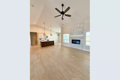 10583 Valencia Street, Hesperia, CA 92344 - Photo 9