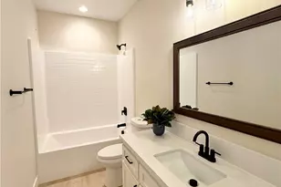 10583 Valencia St, Hesperia, CA 92344 - Photo 11