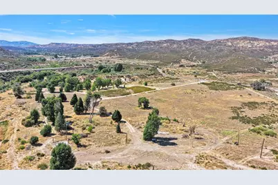 14777 State Highway 173, Hesperia, CA 92345 - Photo 21