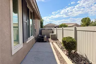 10115 Wilmington Ln, Apple Valley, CA 92308 - Photo 31