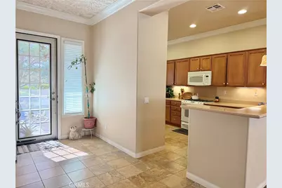 10115 Wilmington Lane, Apple Valley, CA 92308 - Photo 9