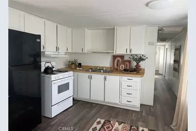 22601 Bear Valley Road #35, Apple Valley, CA 92340 - Photo 3