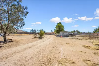 9650 Yucca, Apple Valley, CA 92308 - Photo 49