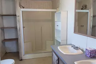7139 Amestoy Rd, Oak Hills, CA 92344 - Photo 21