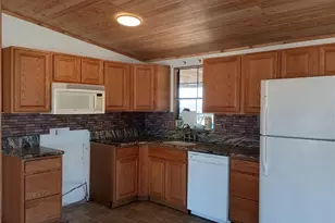 7139 Amestoy Rd, Oak Hills, CA 92344 - Photo 3
