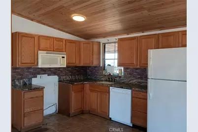 7139 Amestoy Road, Oak Hills, CA 92344 - Photo 3