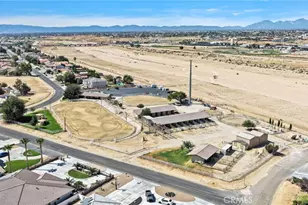 12480 Reata, Apple Valley, CA 92308 - Photo 71