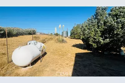 23936 Outpost Road, Apple Valley, CA 92308 - Photo 15