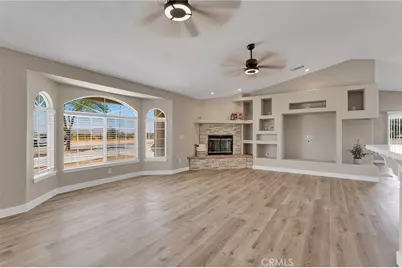 17025 Candlewood Road, Apple Valley, CA 92307 - Photo 13
