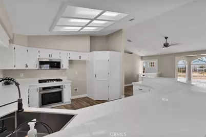 17025 Candlewood Road, Apple Valley, CA 92307 - Photo 21