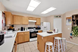 11963 Pepperwood, Victorville, CA 92392 - Photo 13