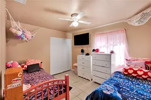 11963 Pepperwood, Victorville, CA 92392 - Photo 25