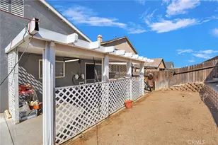11963 Pepperwood, Victorville, CA 92392 - Photo 37
