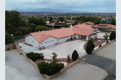 20055 Waco Court, Apple Valley, CA 92308 - Photo 11