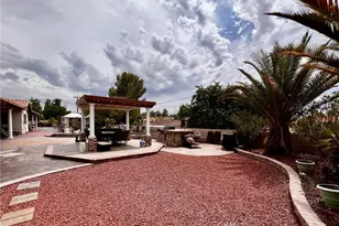 20055 Waco Ct, Apple Valley, CA 92308 - Photo 13