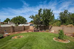 12950 Rolling Ridge Dr, Victorville, CA 92395 - Photo 29