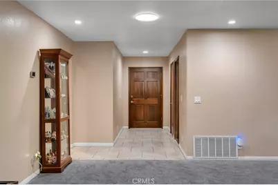 12950 Rolling Ridge Drive, Victorville, CA 92395 - Photo 9