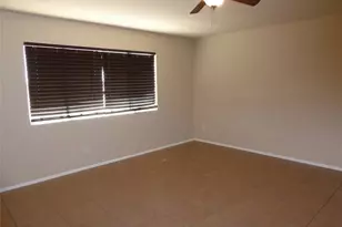 8906 Gentian, Hesperia, CA 92344 - Photo 13