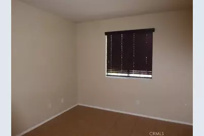 8906 Gentian, Hesperia, CA 92344 - Photo 11