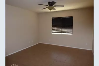 8906 Gentian, Hesperia, CA 92344 - Photo 9