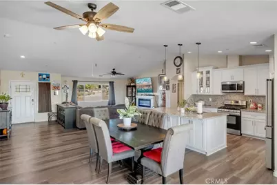 11374 Desert View, Pinon Hills, CA 92372 - Photo 7