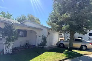 8283 Langdon, Hesperia, CA 92345 - Photo 3