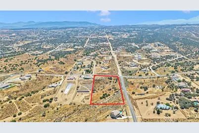 10120 Mesquite, Oak Hills, CA 92344 - Photo 13