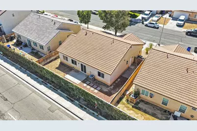 14082 Gale Drive, Victorville, CA 92394 - Photo 45