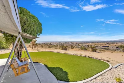9356 Bonita Vista, Apple Valley, CA 92308 - Photo 61