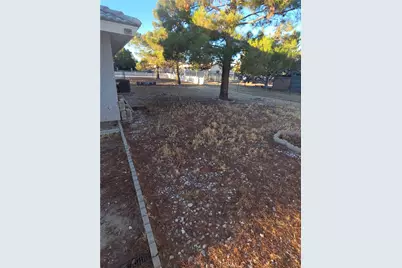 18296 Fairburn, Hesperia, CA 92345 - Photo 7