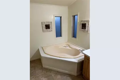 2494 W Main Street #30, Barstow, CA 92311 - Photo 7