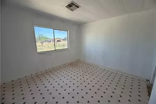 33803 Suffoch, Newberry Springs, CA 92365 - Photo 15
