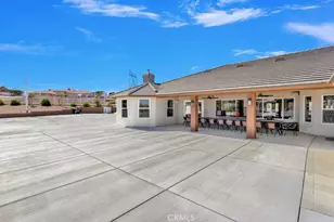10525 Sage St, Oak Hills, CA 92344 - Photo 9