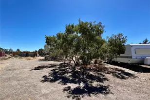 3875 Rancho, Phelan, CA 92371 - Photo 17