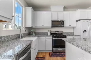 12394 Del Sur, Victorville, CA 92392 - Photo 7