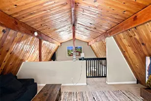 550 Pine Ln, Sugarloaf, CA 92386 - Photo 15