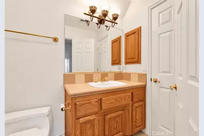 8250 Cataba, Oak Hills, CA 92344 - Photo 25