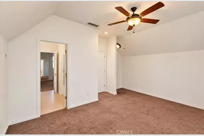 8250 Cataba, Oak Hills, CA 92344 - Photo 33