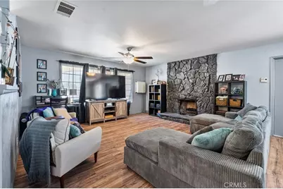 16371 Adelia, Hesperia, CA 92345 - Photo 5