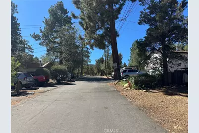 871 Maple, Big Bear City, CA 92386 - Photo 7