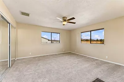 14805 Gayhead, Apple Valley, CA 92307 - Photo 15