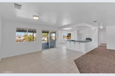18606 Main, Hesperia, CA 92345 - Photo 9