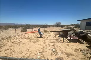 76876 El Paseo, 29 Palms MCB, CA 92277 - Photo 5