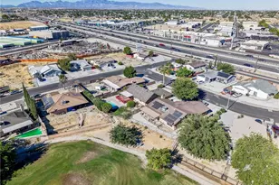 15560 Elmwood Dr, Victorville, CA 92395 - Photo 25