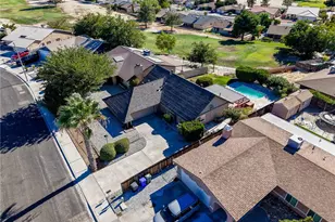 15560 Elmwood Dr, Victorville, CA 92395 - Photo 21