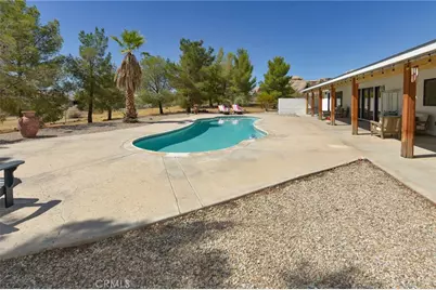 17170 Yucca Road, Apple Valley, CA 92307 - Photo 47