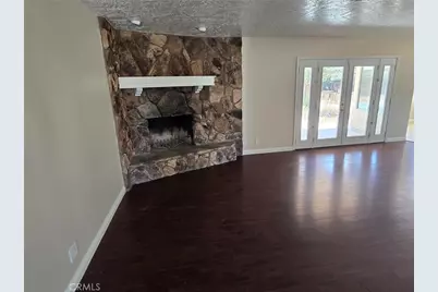 20239 Osseo, Apple Valley, CA 92308 - Photo 5