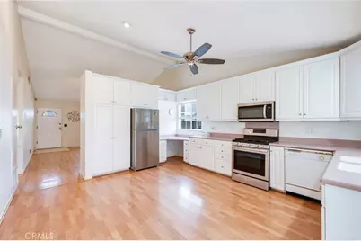 9146 Gregory Street, Cypress, CA 90630 - Photo 11